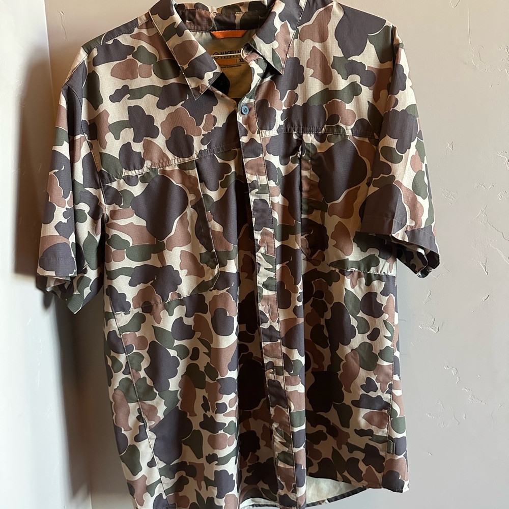 Magellan Outdoors Brown and Green Casual Button Down Shirt